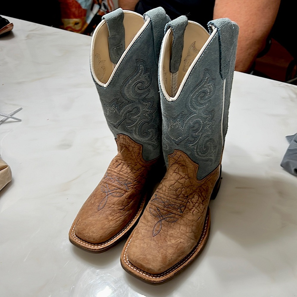 Old west cowboy boots